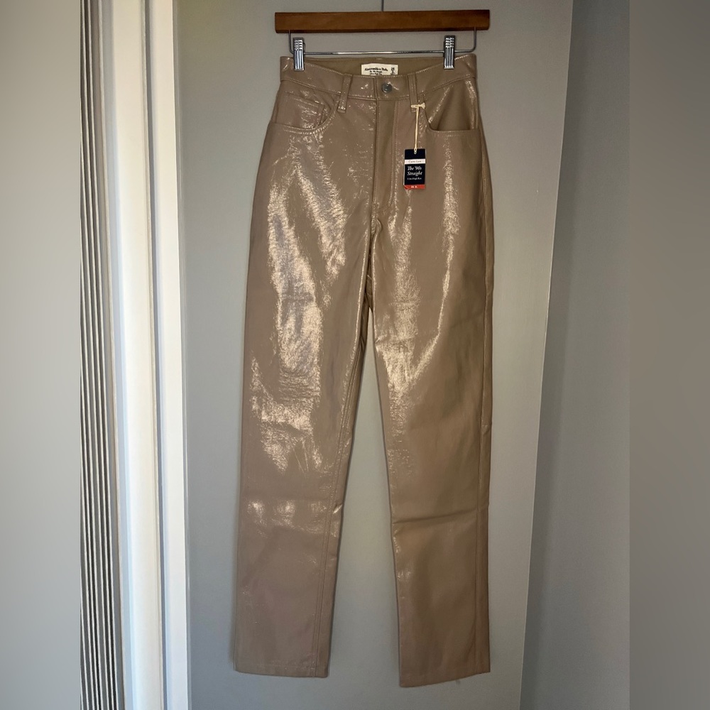 Curve Love Vegan Leather 90s Straight Pant